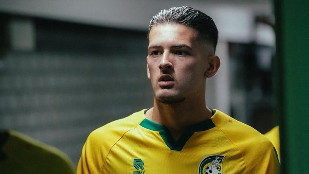 Justin Hubner Main, Fortuna Sittard Menang Dramatis