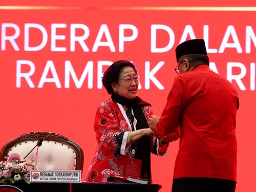 Hasto Ungkap Tugas Khusus dari Megawati Usai Jabat Sekjen PDIP Lagi