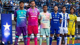 Bisakah Persib Hattrick Juara Liga? Persija dan Persebaya Waspada