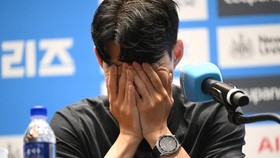 Resmi Tinggalkan Tottenham, Son Heung Min Menangis