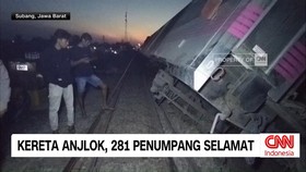 VIDEO: Kereta Anjlok, 281 Penumpang Selamat