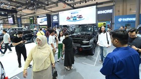 SebagianPengunjung GIIAS 2025 Belum Tentukan Pilihan Beli Mobil Baru