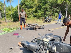 Tabrakan Maut 2 Motor di Flores Timur, 1 Orang Tewas