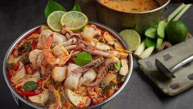 Gatal-gatal bisa berkaitan dengan makanan yang dikonsumsi. Oleh karenanya, hati-hati dalam memilih makanan ketika kulit sedang gatal.