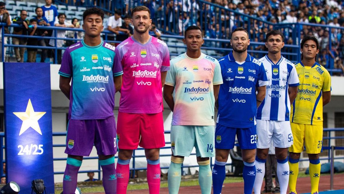 Jersey Belum Sampai, Persib Pakai Kostum Alternatif di Liga Champions