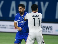 Frans Putros Tinggalkan Persib usai Main di Piala Dunia