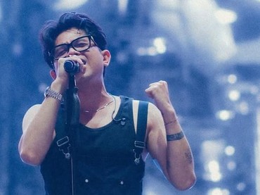 Disawer Uang Gepokan, Uan Juicy Lucy Diminta Lepas Celana