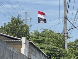 Bendera One Piece Mulai Dikibarkan di Surabaya Jelang HUT ke-80 RI