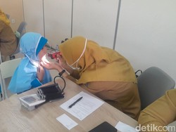 Cek Kesehatan Gratis Anak Sekolah Resmi Dimulai, Periksa Gigi sampai Imunisasi