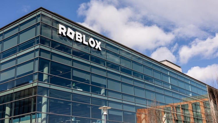 Kantor Pusat Roblox San Mateo CA, USA - March 22, 2024: Roblox is an online gamming and game creation system created by Roblox Corporation. Users program games and play games created by other user. Roblox is located in San Mateo, California at 2850 S Delaware Street.