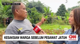 VIDEO: Kesaksian Warga Sebelum Pesawat Jatuh