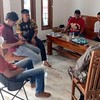 Pria Tuban Didatangi Aparat Buntut Foto Bocah Hormat Bendera One Piece