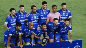 Daftar Nama dan Nomor Punggung Pemain Persib Musim Ini