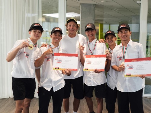 FOTO: 5 Pembalap Indonesia 'Berguru' di Markas Rossi