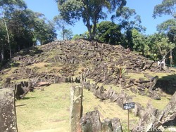 4 Hal Unik dan Misterius di Situs Megalitikum Gunung Padang