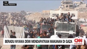 VIDEO: Beradu Nyawa Demi Mendapatkan Makanan di Gaza