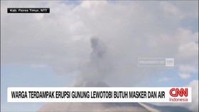 VIDEO: Warga Terdampak Erupsi Gunung Lewotobi Butuh Masker dan Air