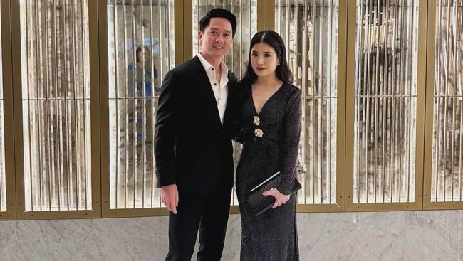 Akui Ada yang Berubah Usai Punya Anak, Ini 7 Potret Mesra Valencia Tanoe dan Kevin Sanjaya