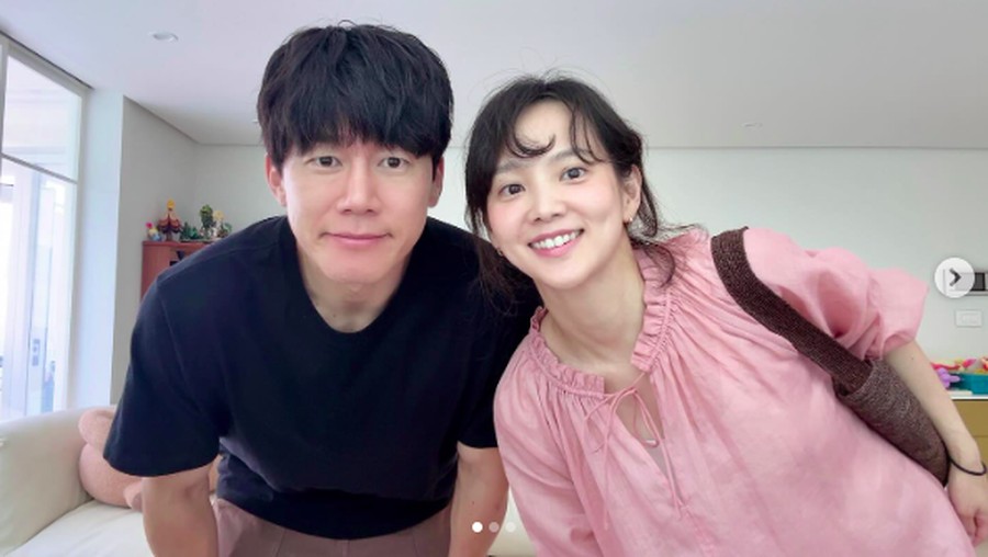 Yoon Seung Ah dan Kim Moo Yeol