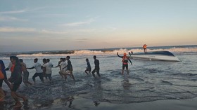 Kapal Cepat Dolphin II Terbalik di Perairan Sanur, 2 WNA Tewas