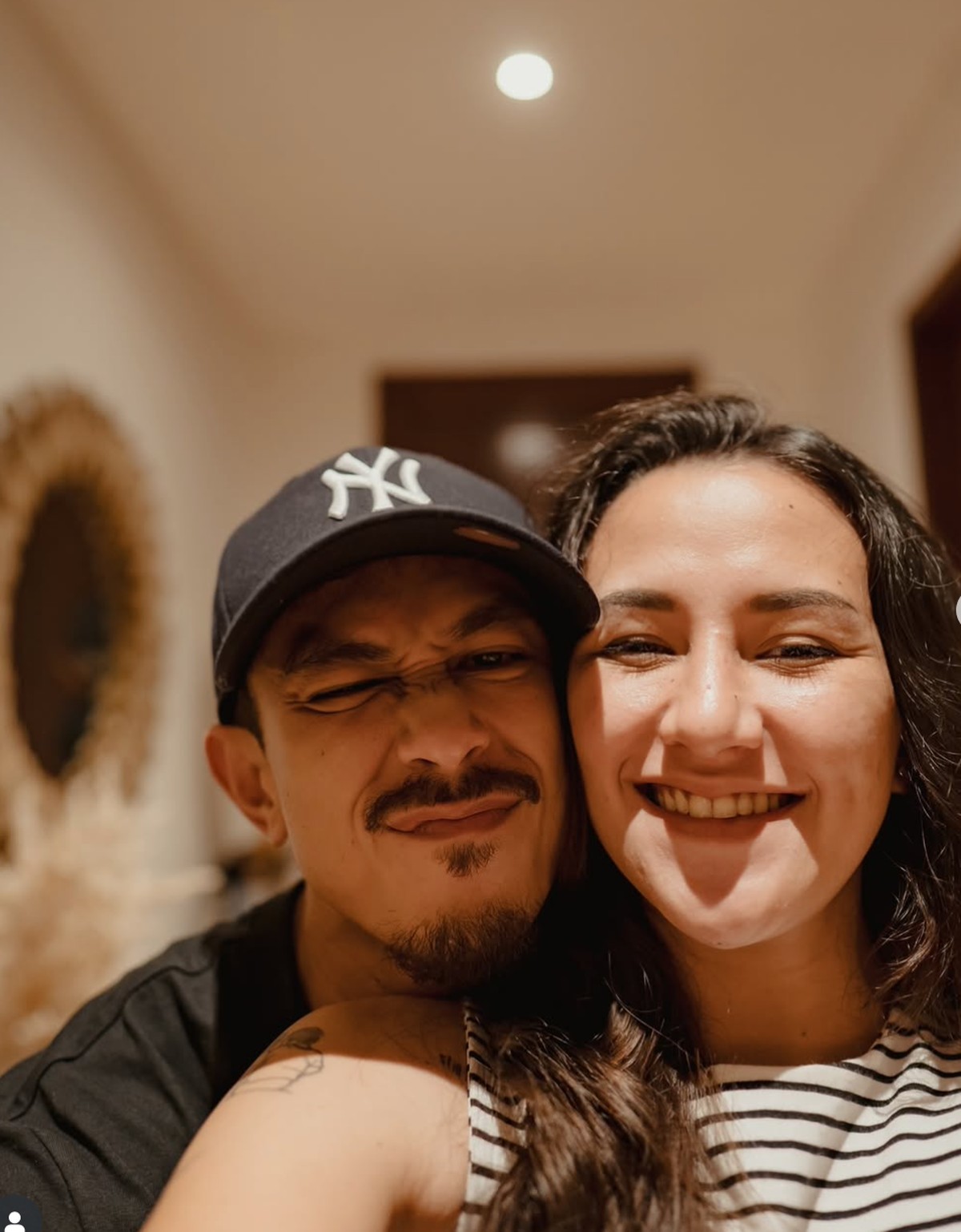 Fandy Christian dan Dahlia Poland