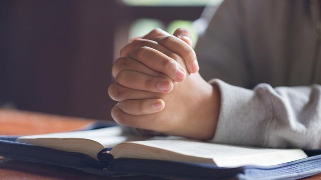50 Ayat Alkitab yang Menguatkan Saat Dilanda Cobaan, Hati jadi Damai dan Optimis
