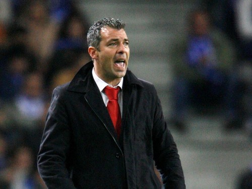 Serangan Jantung saat Pantau Latihan, Eks Timnas Portugal Meninggal