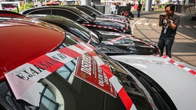 FOTO: Deretan Mobil Mewah Riza Chalid yang Disita Kejagung