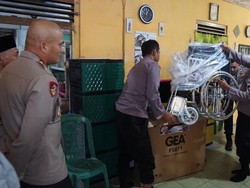 Gelar Bakti Kesehatan, Polres Metro Beri Kursi Roda ke Penyandang Disabilitas