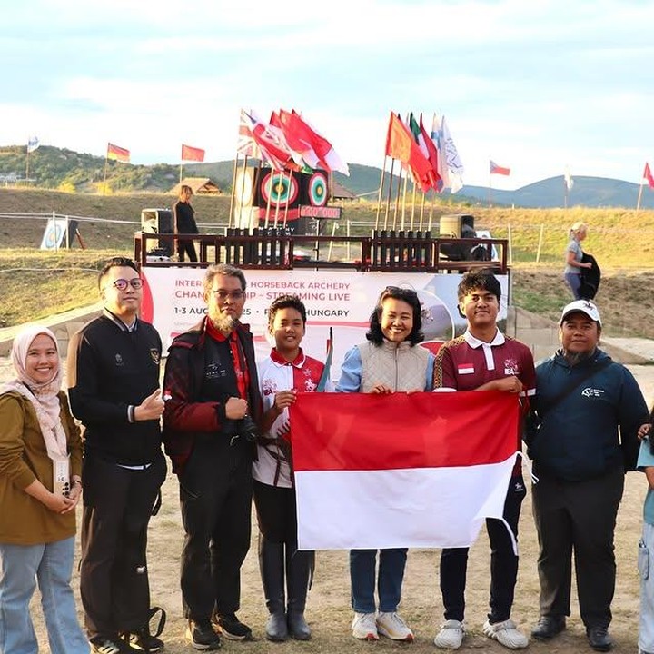 <p>Aksi Rayyan di Pomaz menjadi bukti bahwa usia muda bukanlah penghalang untuk meraih prestasi dunia. Berkat dedikasi dan latihan kerasnya, Rayyan berhasil bikin sejarah manis yang bisa menjadi suntikan semangat bagi para atlet-atlet muda lainnya. (Foto: Instagram @iea_idn)</p>