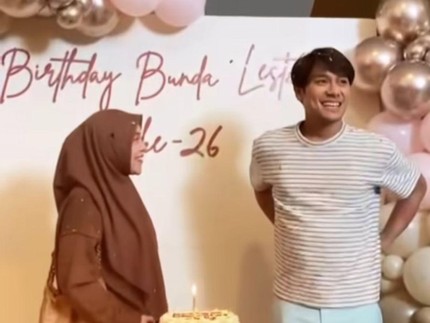 Momen Ultah ke-26 Lesti Kejora Dapat Kejutan dari Rizky Billar, Intip 5 Potretnya