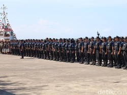 100 Petugas Imigrasi Pelototi WNA Nakal di Bali