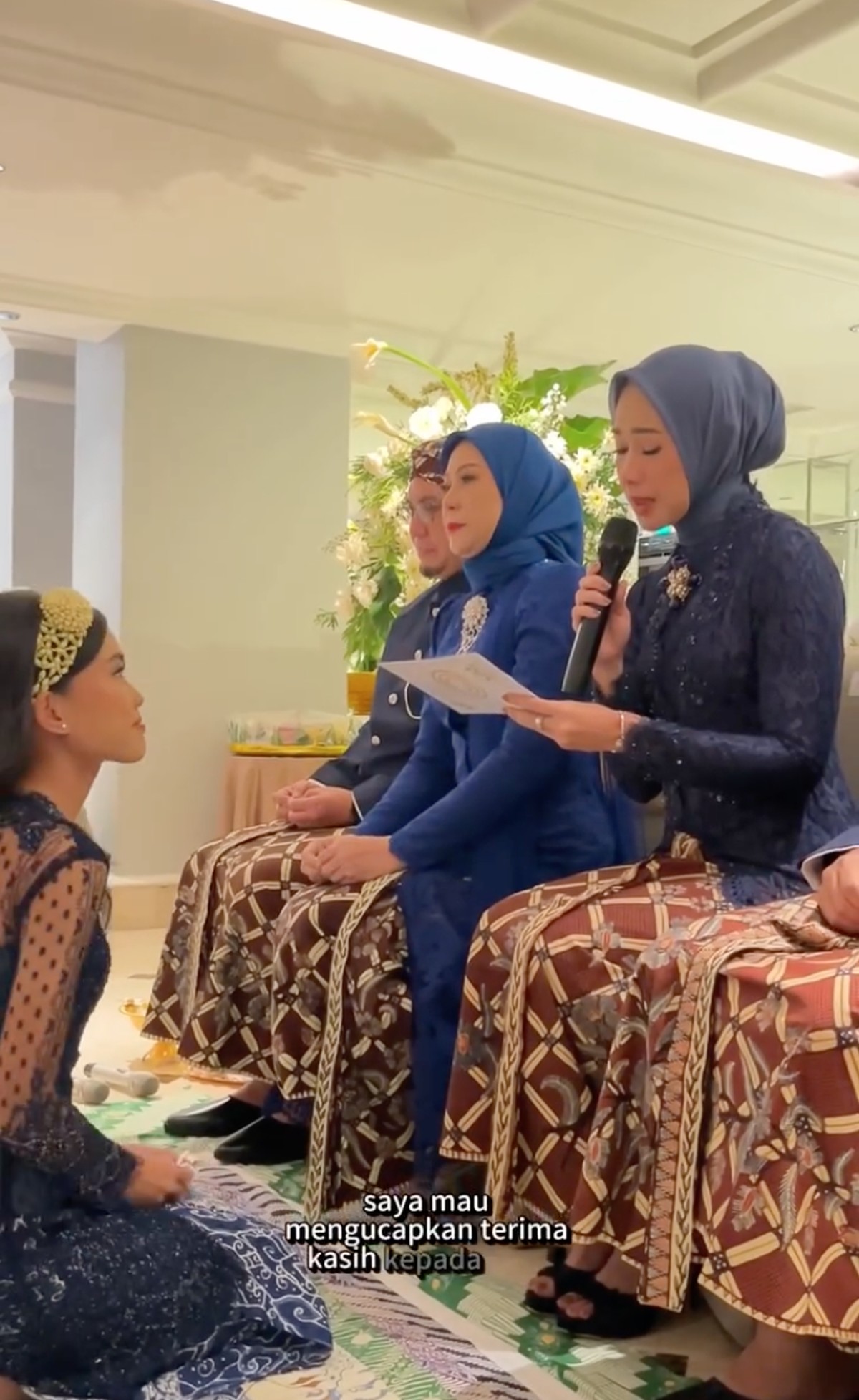 Siraman putri Alya Rohali