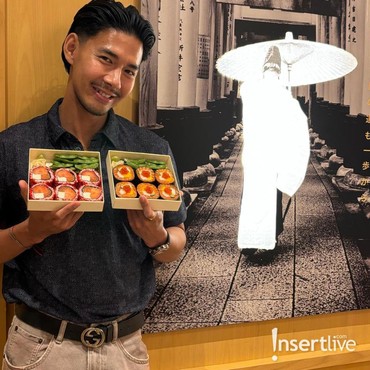 Sushi Salmon Campur Buah ala Chalton Ciptadi, Apa Rasanya?