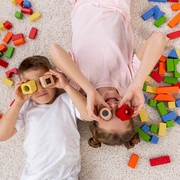 Mudah Dikenali, Ini 3 Tanda yang Menunjukkan Kecerdasan Anak Sejak Dini