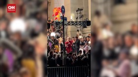 VIDEO: Riuh Warlok New York Lihat Syuting The Devil Wears Prada 2