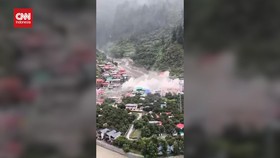 VIDEO: Detik-detik Banjir Bandang Terjang Distrik Uttarkashi di India