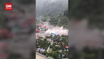 VIDEO: Detik-detik Banjir Bandang Terjang Distrik Uttarkashi di India