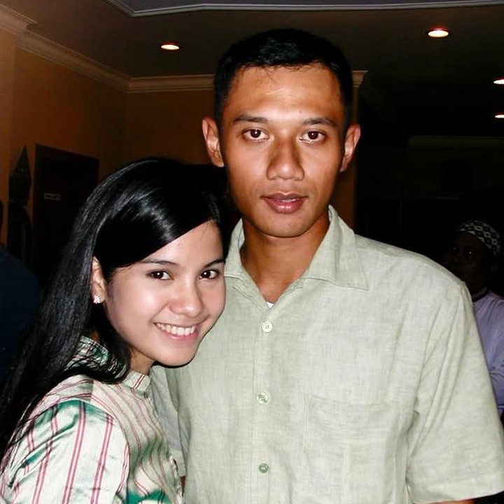 <p>Kehidupan Annisa sering jadi sorotan publik karena statusnya sebagai istri AHY yang tak pernah lepas dari perhatian. Pesonanya yang selalu tampil elegan ini bikin banyak pasang mata tertarik, Bunda. (Foto: Instagram @annisayudhoyono)</p>