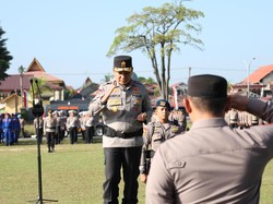 Kapolda Riau Pimpin Doa untuk Ipda Donald yang Gugur Lawan Karhutla