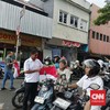Polantas Bagikan 214 Ribu Bendera Merah Putih ke Pengguna Jalan