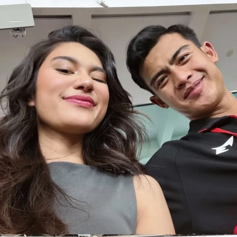 Pratama Arhan dan Azizah Salsha Pratama Arhan dan Azizah Salsha