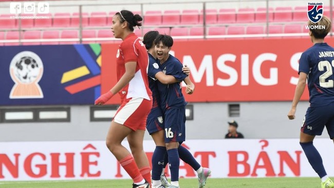 Timnas Putri Indonesia kalah telak 0-7 dari Thailand pada pertandingan perdana Grup A Piala AFF Wanita 2025 di Stadion Lach Tray, Haiphong, Vietnam.