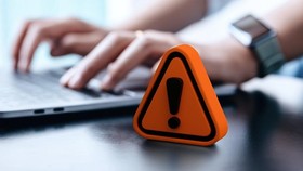 Octa Ingatkan 3 Trik dalam Memilih Broker, Periksa Lisensi