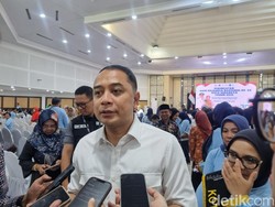 Walkot Eri Siapkan Aturan Bendera Merah Putih Tak Boleh Disandingkan