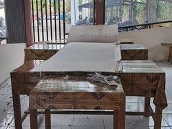 Bruk! Plafon Kantin Kantor Pemkab Gunungkidul Ambrol