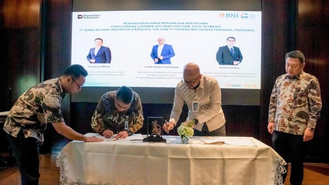 BNI bersama SMF memperkuat sinergi melalui integrasi layanan pembayaran digital berbasis API SNAP OGP untuk dukung Program Tiga Juta Rumah.