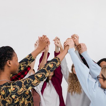 Bukan Sekadar Peduli, Inilah Cara Nyata Dukung Gerakan Sosial untuk Perempuan