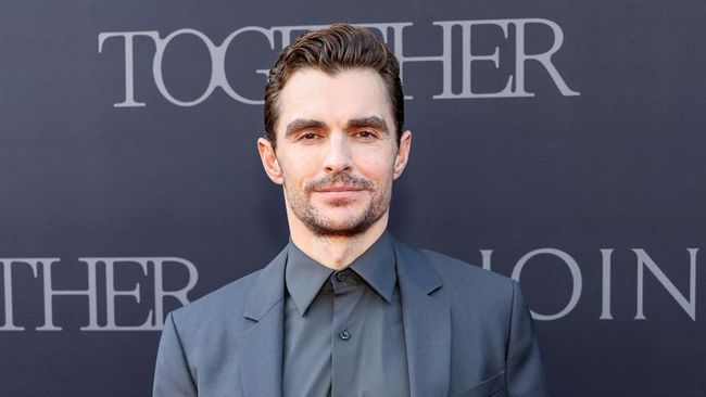 Dave Franco bersedia jika digaet bintangi biopik Luigi Mangione yang viral karena bunuh CEO UnitedHealthcare Brian Thompson.