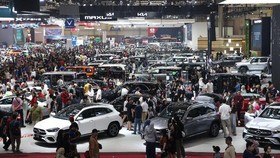 Pengunjung GIIAS 2025 Luber Nyaris Setengah Juta Orang 